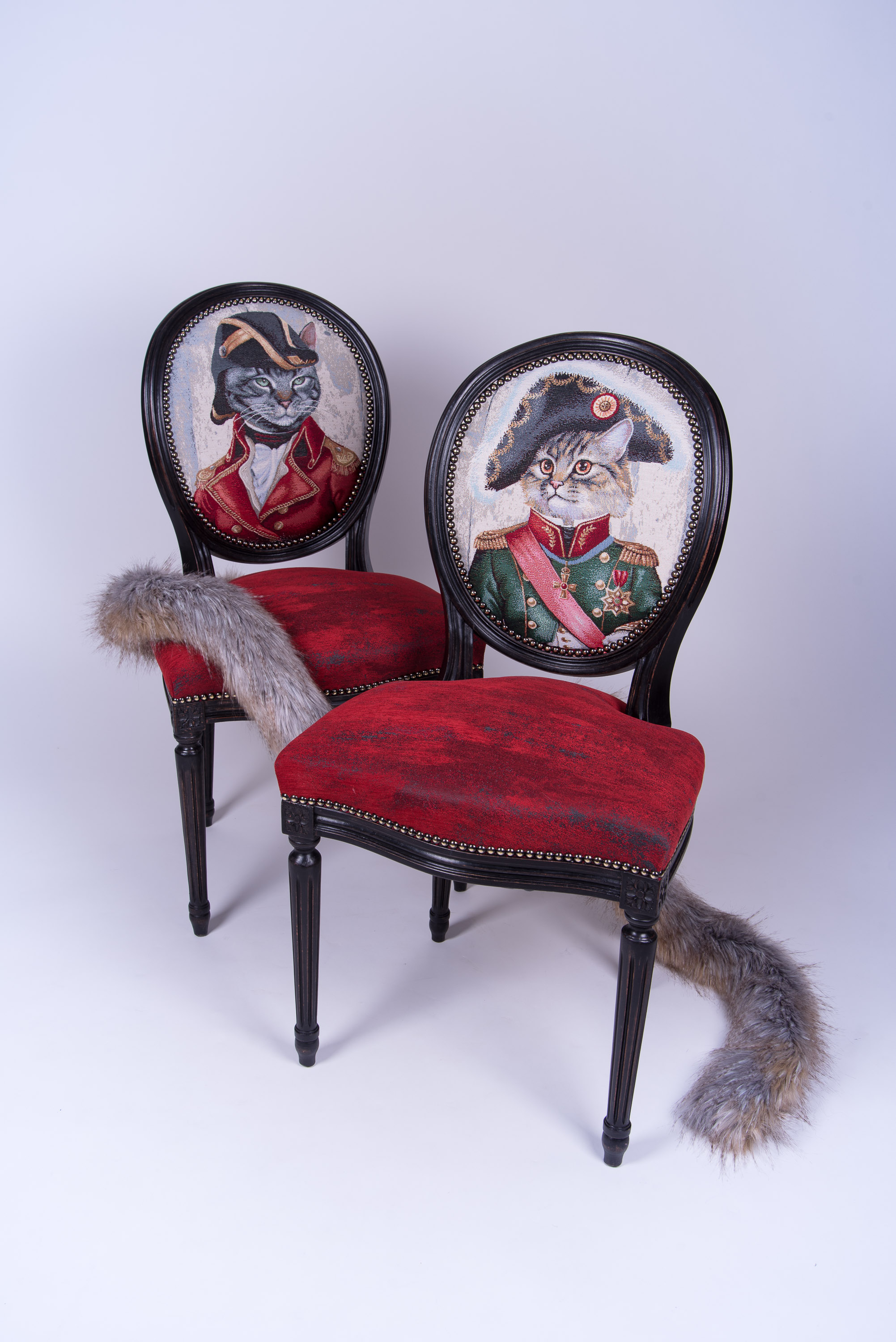 Art inspirant Chaise-LouisXVI-chat-medaillon-fourrure-Madeleine-M-tapissier-en-sieges-web-2